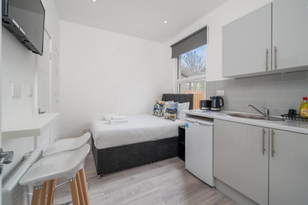 London Selwyn Road Studios Екстер'єр фото