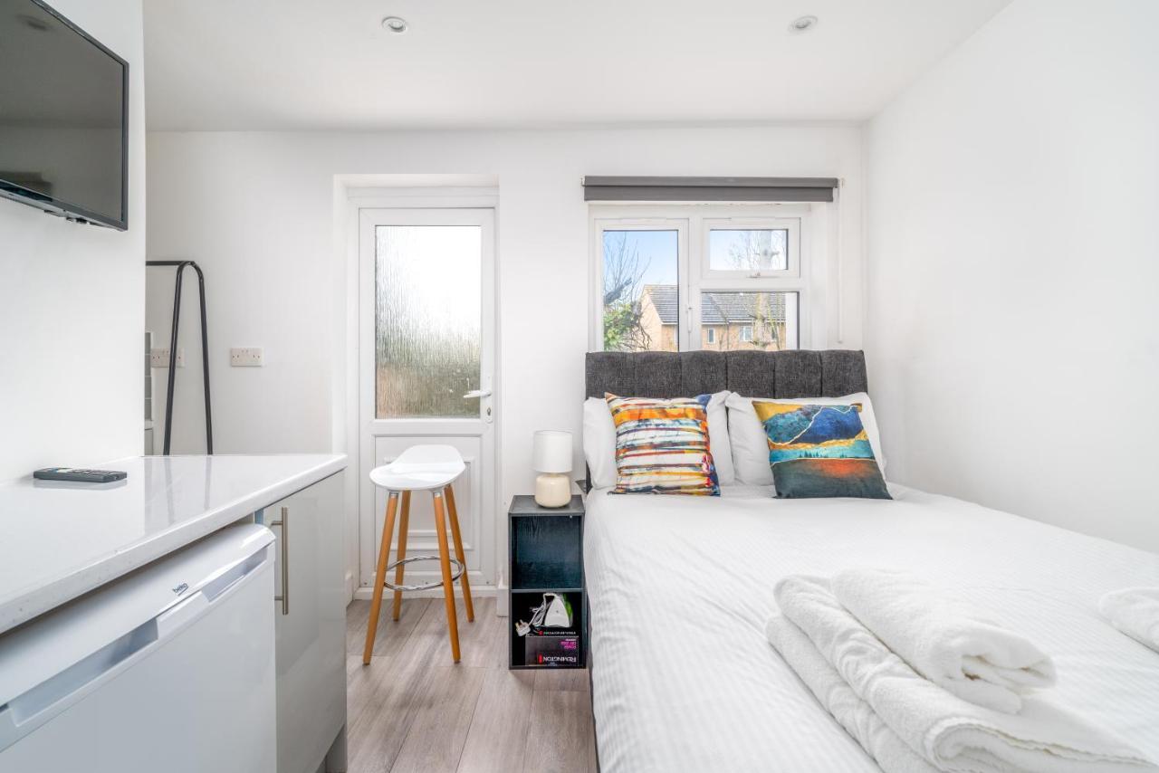 London Selwyn Road Studios Екстер'єр фото
