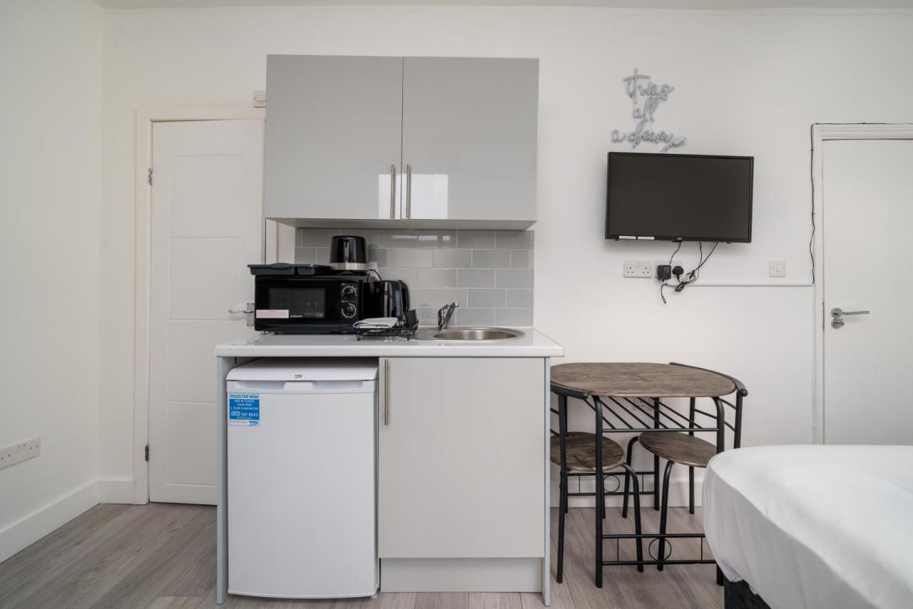 London Selwyn Road Studios Екстер'єр фото