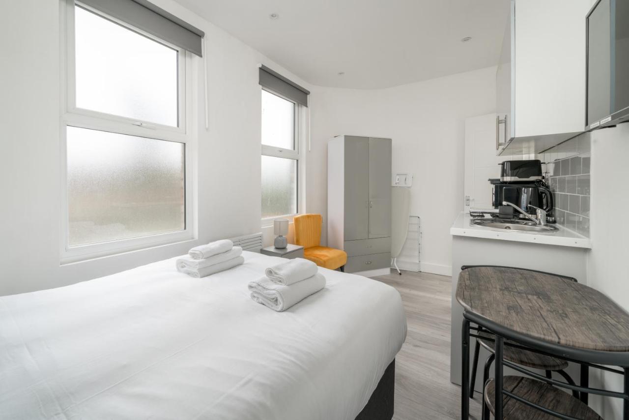 London Selwyn Road Studios Екстер'єр фото