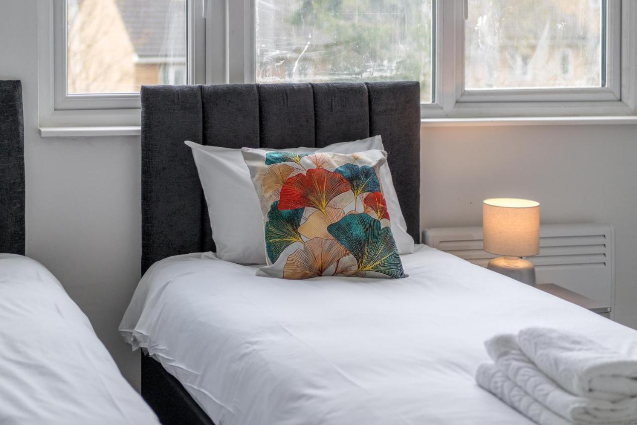 London Selwyn Road Studios Екстер'єр фото
