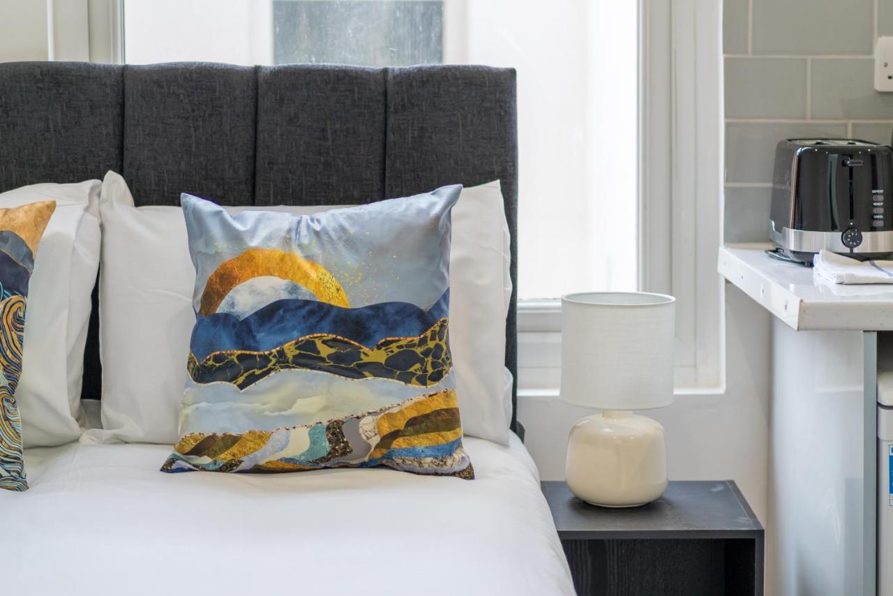 London Selwyn Road Studios Екстер'єр фото