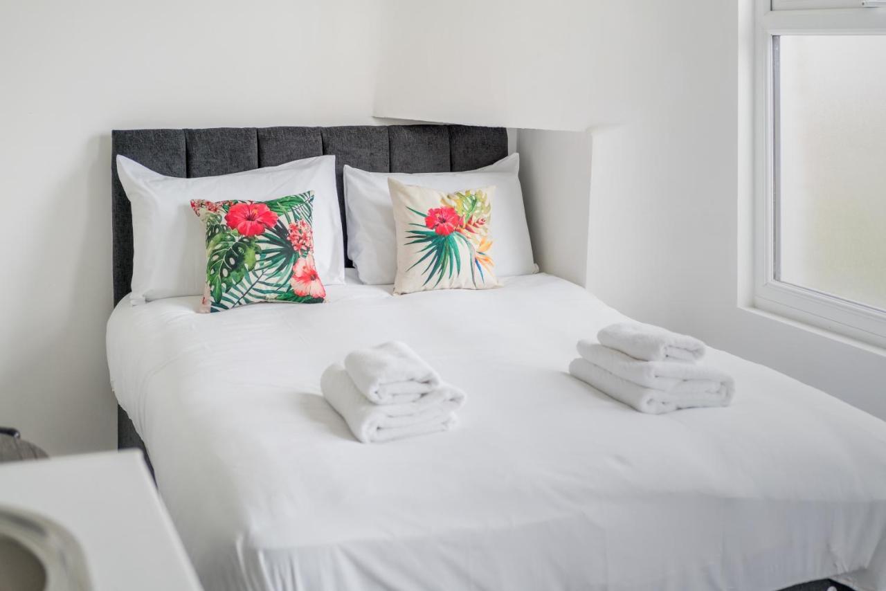 London Selwyn Road Studios Екстер'єр фото