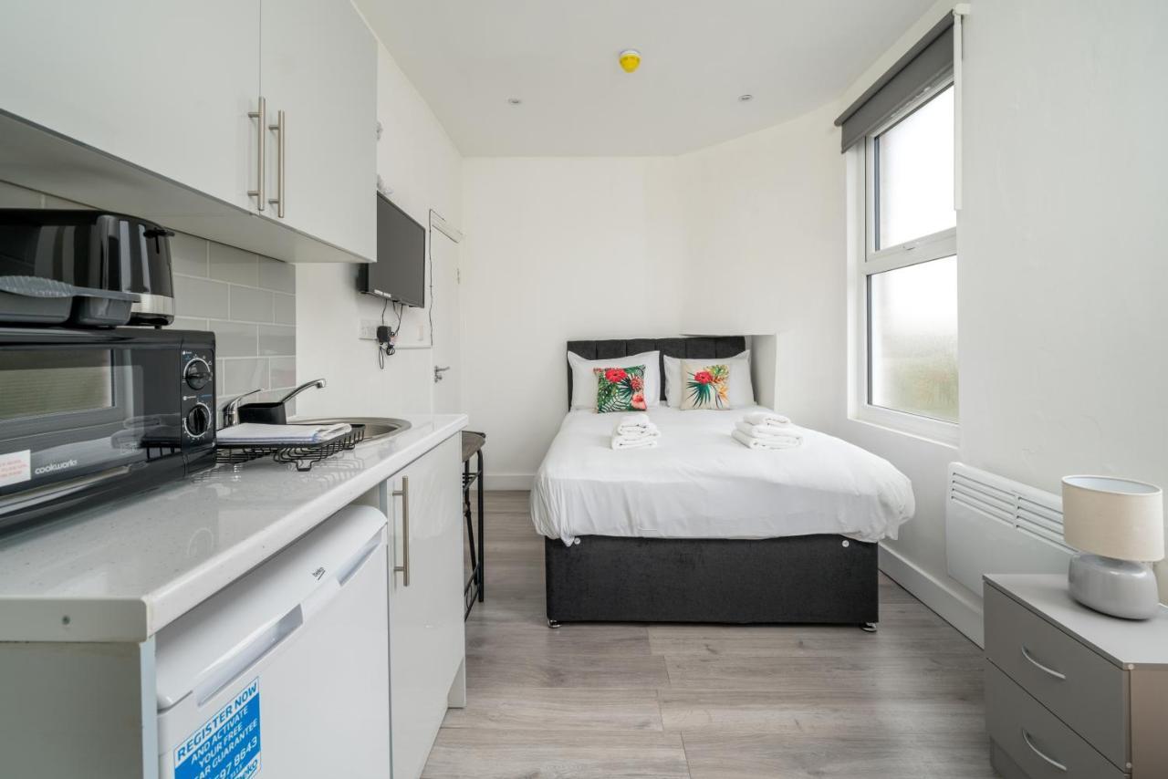 London Selwyn Road Studios Екстер'єр фото