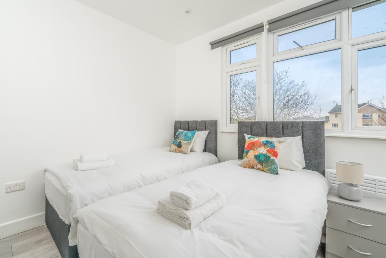 London Selwyn Road Studios Екстер'єр фото